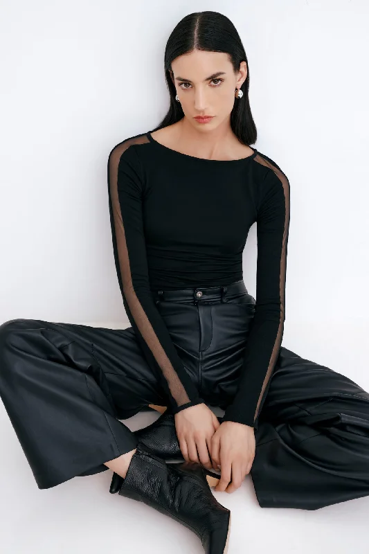 Unleash Your Fashion Illa Top