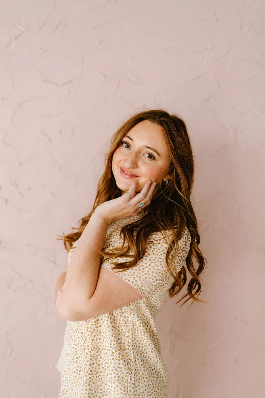White/Mustard
