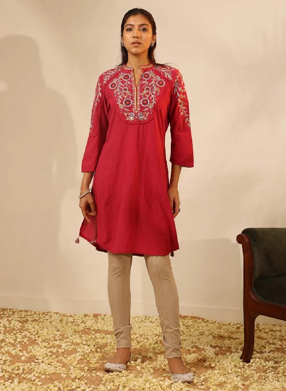 Classic Elegance Sales Red Knee-length Embroidered Kurta