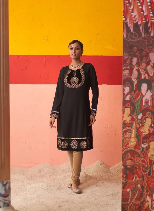 The Latest Trends Black Women’s Woollen Kurti with Embroidered Yoke and Button Detailing on Cuffs The Latest Trends Black Women’s Woollen Kurti with Embroidered Yoke and Button Detailing on Cuffs