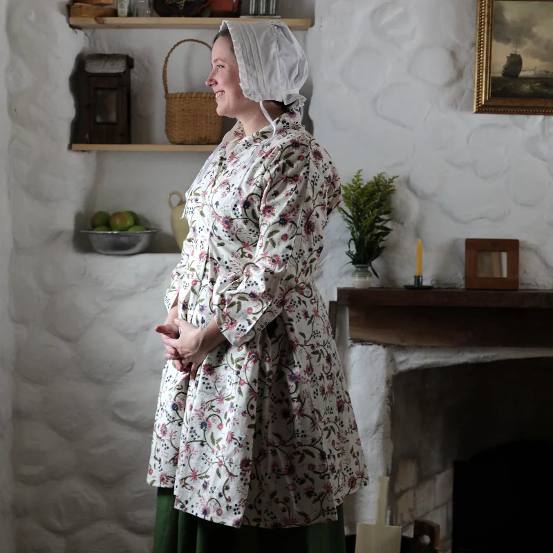 Flash Sales Ladies' Bed Gown in Printed Cotton