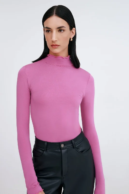 Minimalist Fashion Sale Forsythe Turtleneck
