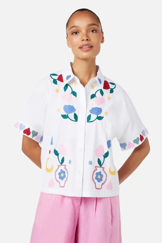 Vintage-Inspired Style Offers Plate Up Shirt