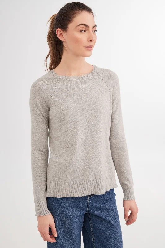 Modern Chic Discounts Chandail en maille fine - Femme