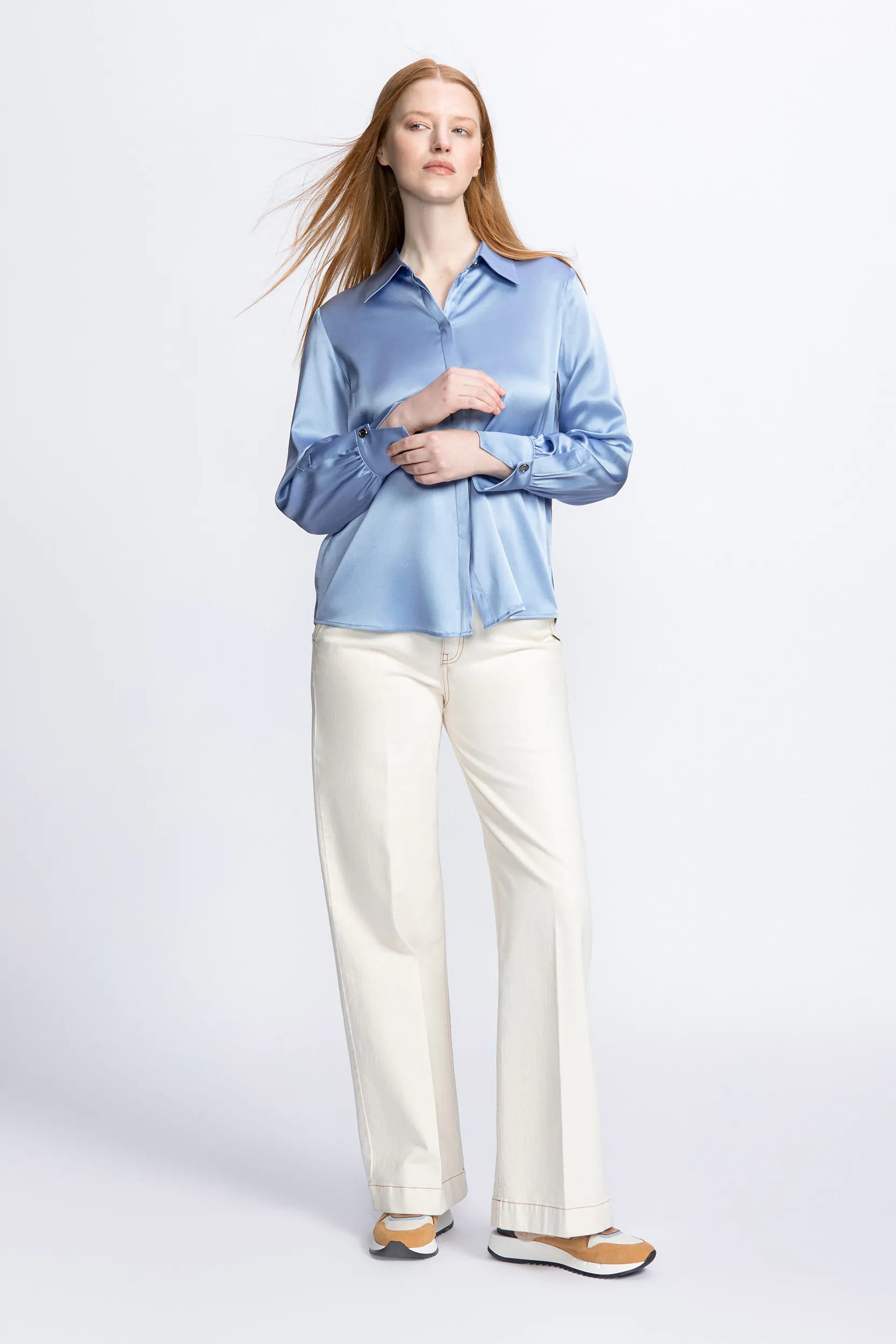 Holiday Glam Seidenbluse in oliv
