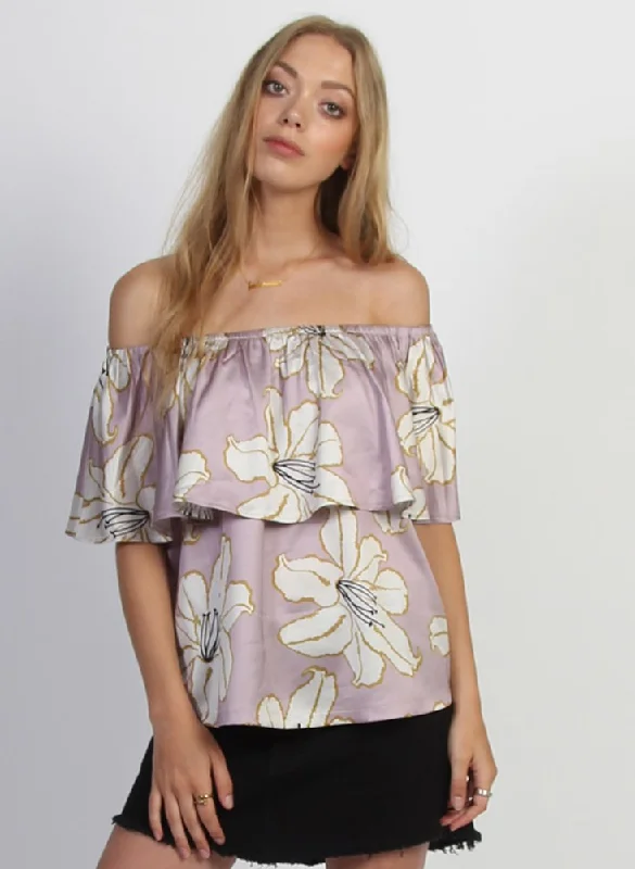 Stylish Deals Both Top