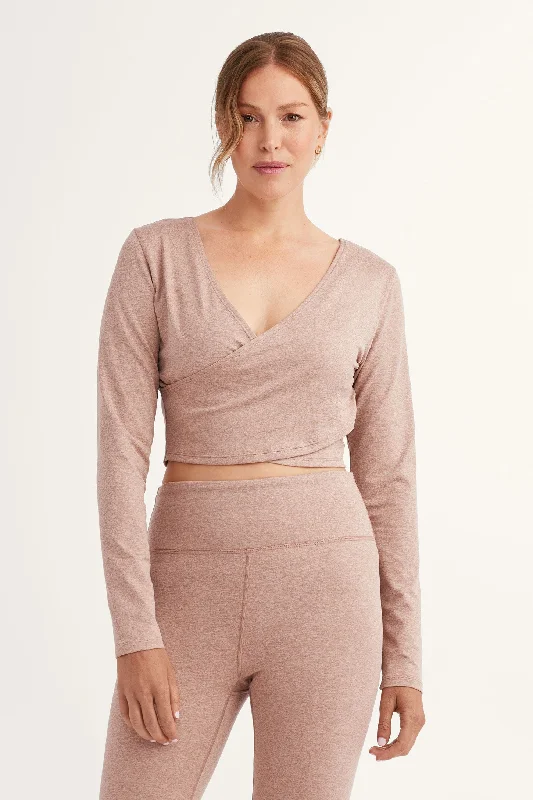 Feminine Style Promotions Chandail manches longues croisé à l'avant - Femme