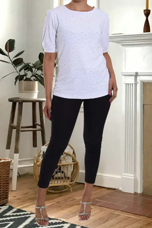 Unbeatable Prices Ladies White Floral Hole Top