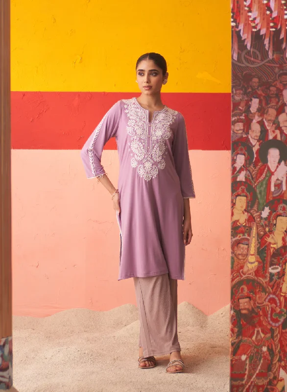 Unleash Your Trend Driven Style Purple Straight Kurta for Women with Threadwork