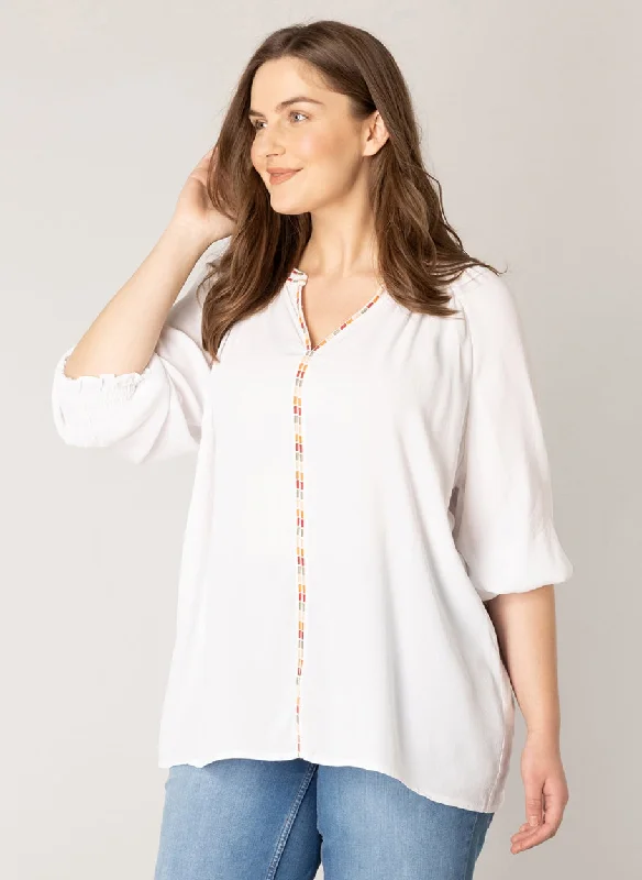 Fashion Forward, Function First Bluse mit zartem Muster