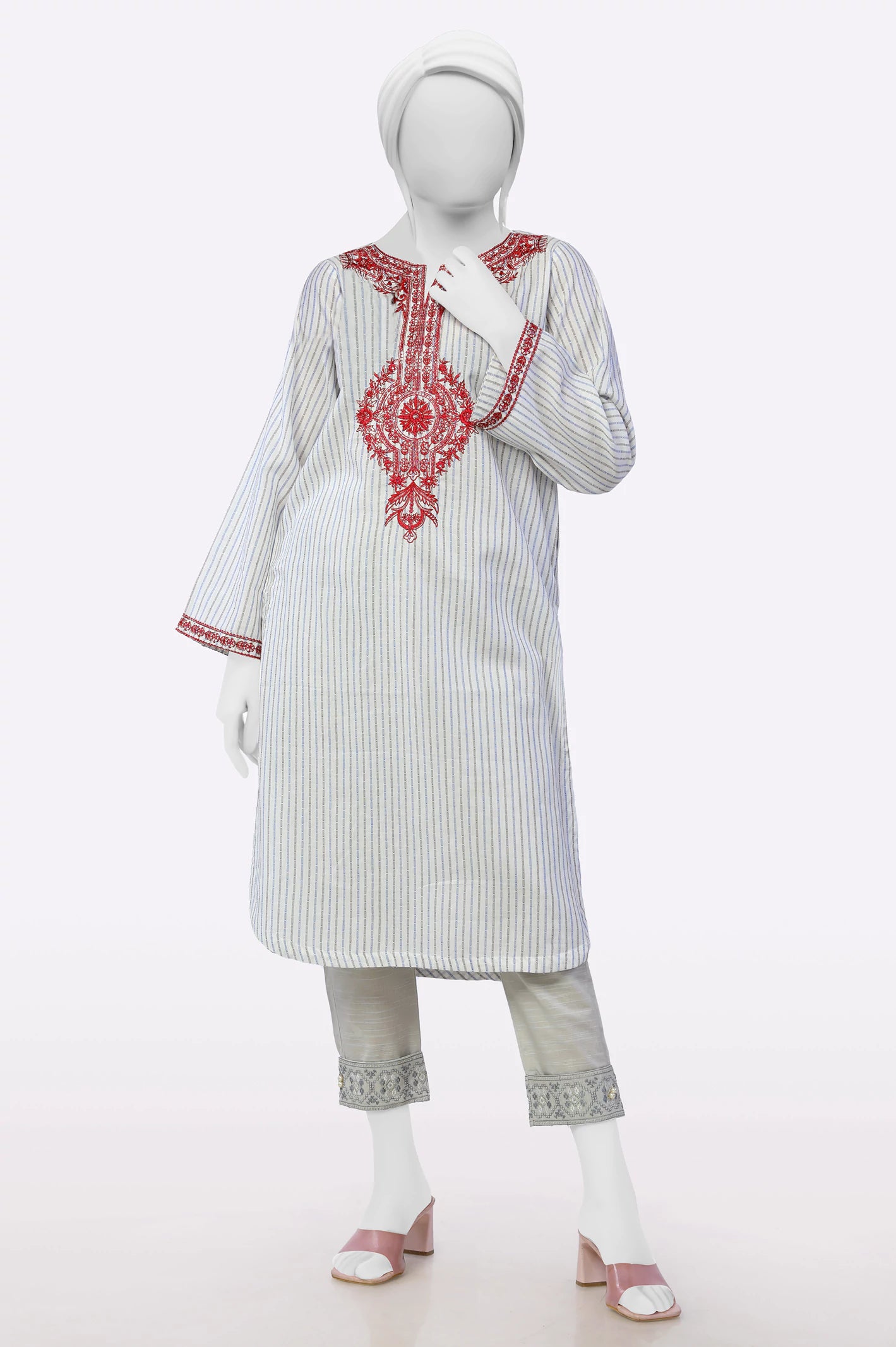 Explore What's New White Embroidered Kurti