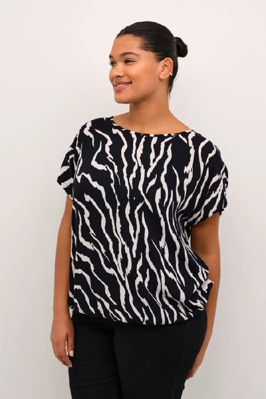 New Arrivals Shirt mit coolem Zebradruck