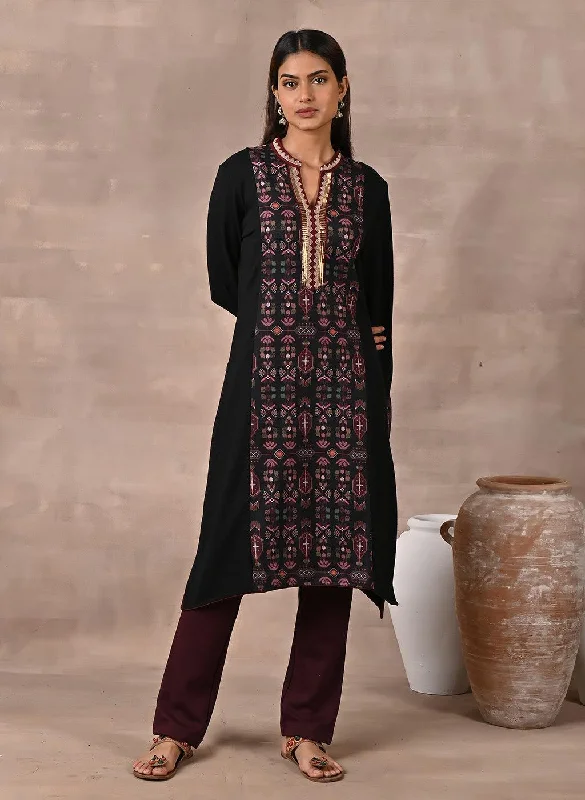 Trendy Women's Wear Collection Black Solid Kurta with Tribal Embroidery and Curved Hem Trendy Women's Wear Collection Black Solid Kurta with Tribal Embroidery and Curved Hem