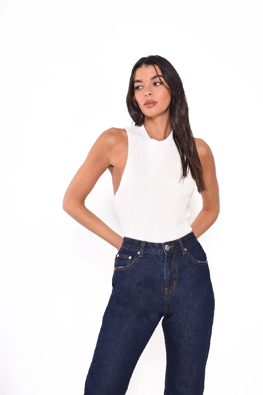 Fashion-Forward Offers Off White Ribbed Top