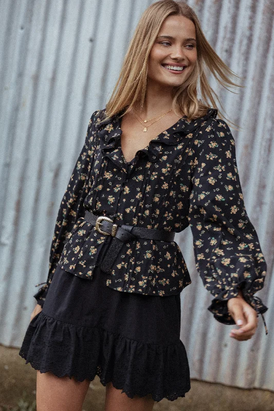 Trendy Women's Wear Collection Polli Top - Black Floral
