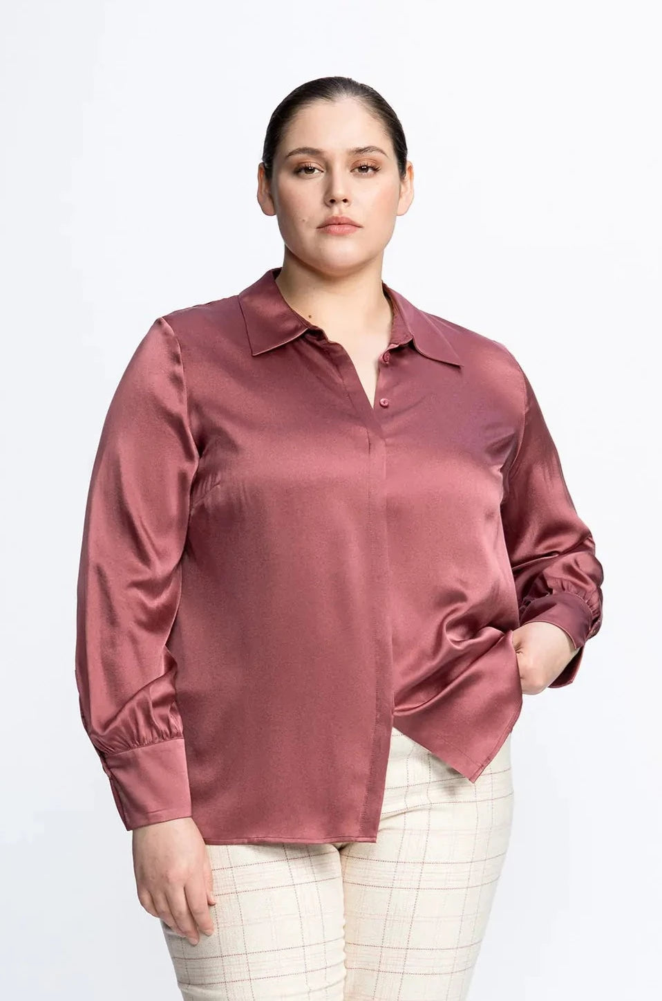 Chic Style, Always In Vogue Seidenbluse in oliv