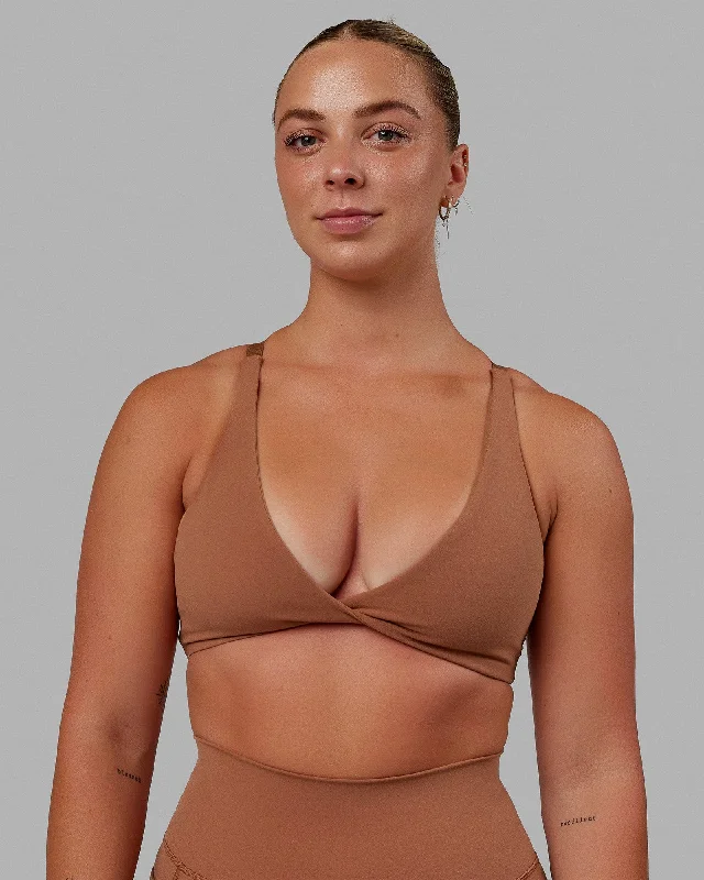 Flex Your Budget With Premium Yoga Clothing Deals Nimble Sports Bra - Brick