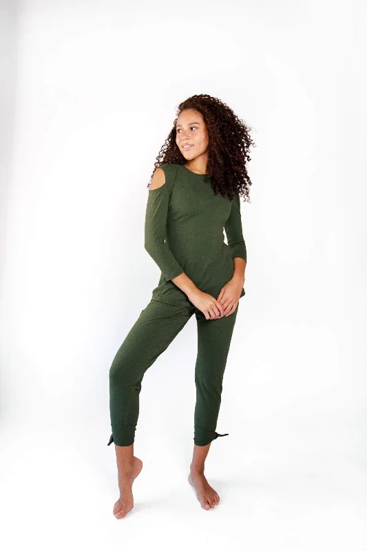 Performance Yoga Wear Now At Exclusive Discounts Open Shoulder Top - Forest Green