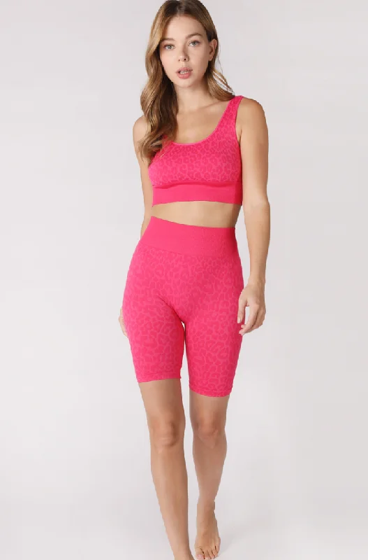 HOT PINK