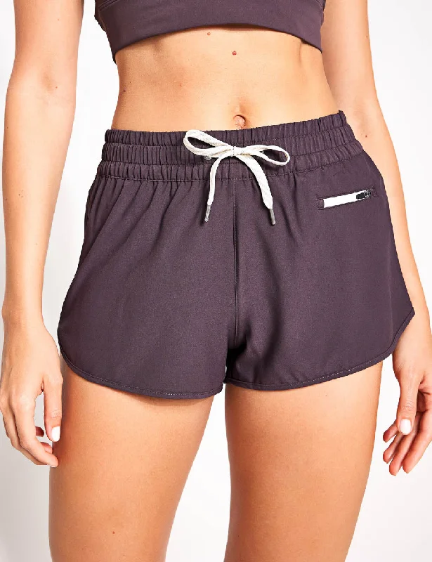 Breathe Easy In Comfortable Yoga Outfits Clementine Short 2.0 - Sangria