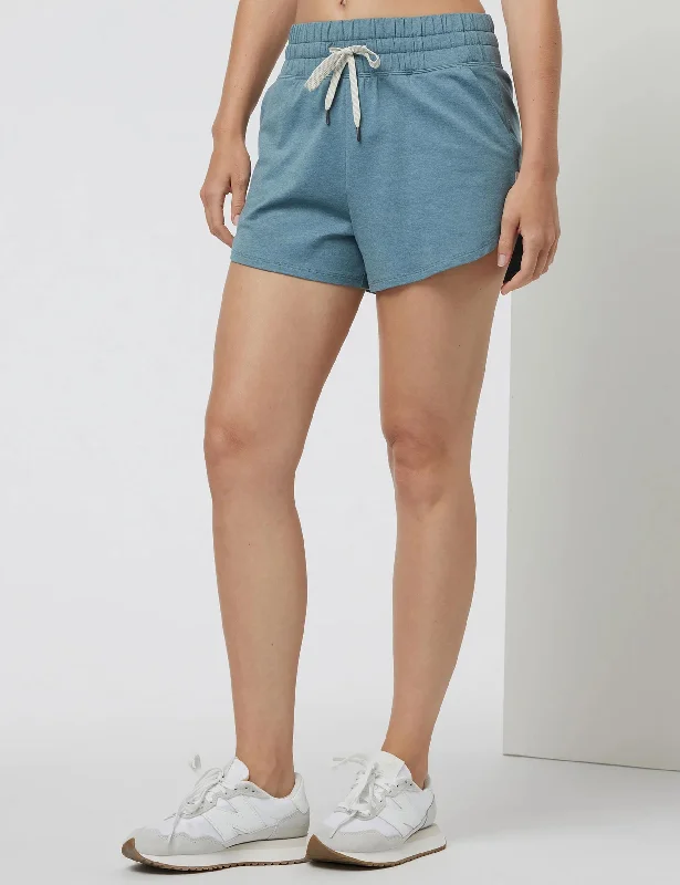 Trendy Yoga Outfits At Budget-Friendly Prices Halo Performance Short 2.0 - Smoke Blue Heather Trendy Yoga Outfits At Budget-Friendly Prices Halo Performance Short 2.0 - Smoke Blue Heather