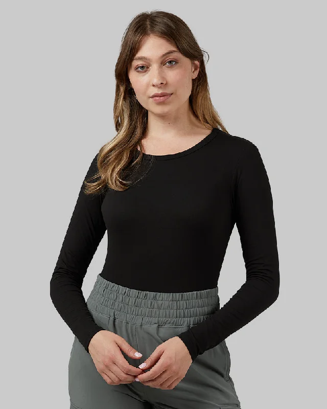 Fashionable Yoga Apparel Now On Sale WOMEN'S LIGHTWEIGHT BASELAYER CREW TOP
