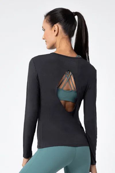 The Yoga Wear Sale You’Ve Been Waiting For Delilah L/S Top, Smoke (Vie Active)