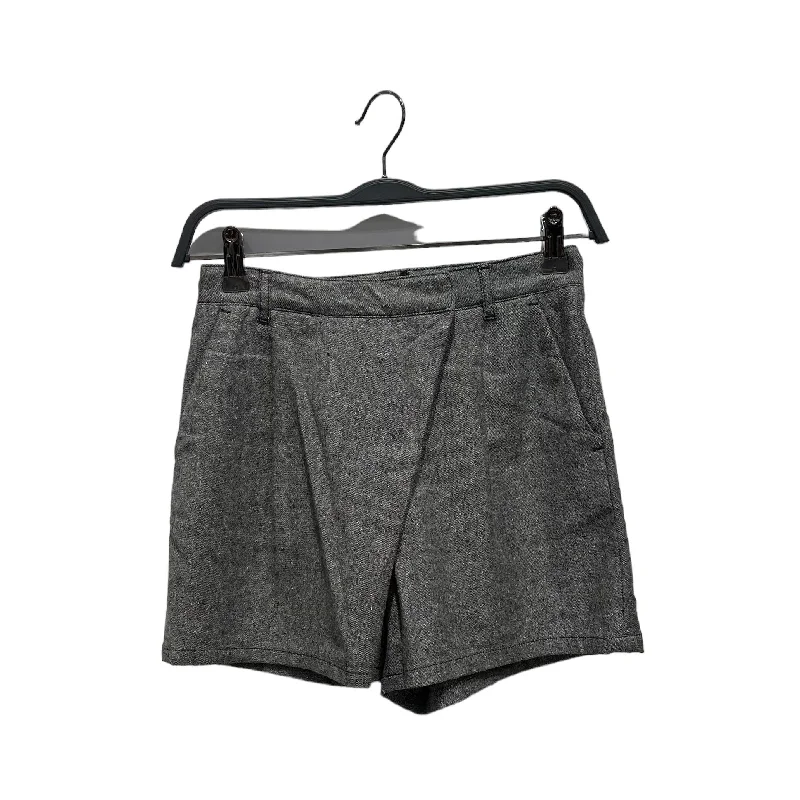 Stretch In Style With Budget-Friendly Yoga Wear MM6/Shorts/36/Wool/GRY/