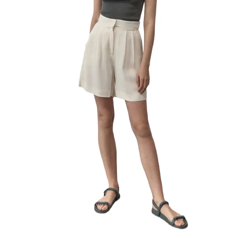 Lightweight, Breathable Yoga Wear At Special Prices High Waist Pleated Shorts In Cool White Lightweight, Breathable Yoga Wear At Special Prices High Waist Pleated Shorts In Cool White