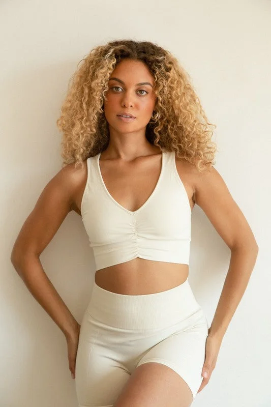 Performance Meets Savings In Our Yoga Wear Sale Seamless Biker Shorts Set